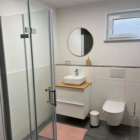 Schoenes 1 Apartment