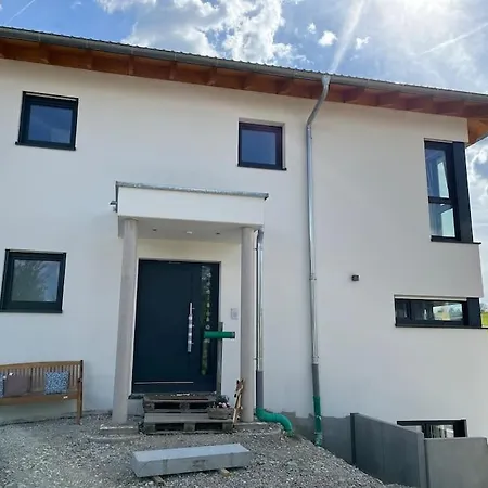 Schoenes 1 Apartment